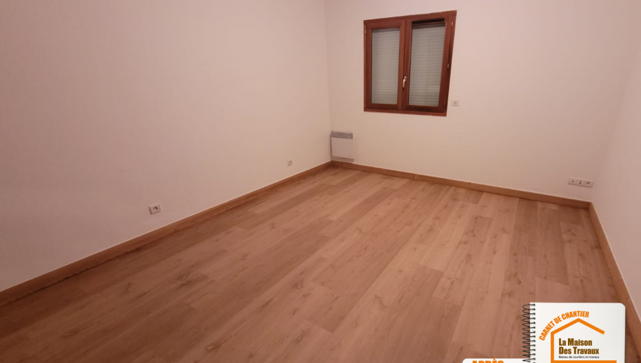  peinture rénovation appartement Albertville, sol PVC rénovation Savoie, rénovation portes intérieures Moûtiers, La Maison des Travaux Moûtiers, projet travaux clé en main