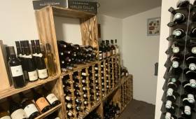 Cave a vins La Maison Des Travaux Ales