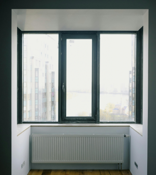 fenêtres en aluminium gris anthracite