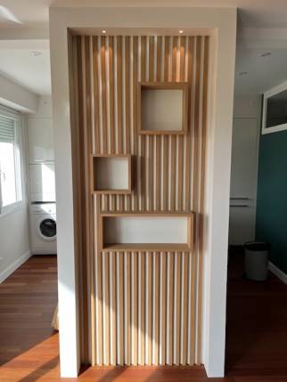 Décoration murale menuisé dans un appartement rénové - Nantes 44