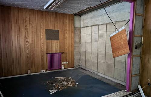 Dépose de cloisons et des revêtements - architecte 73, bureau d’étude 73, concepteur 73, maçon 73, plaquiste 73, peintre 73, décorateur intérieur 73, carreleur 73, menuisier 73, électricien 73, plombier 73, isolation thermique 73