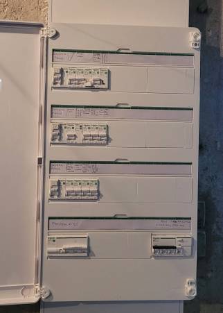 Nouveau tableau électrique après travaux de rénovation électrique - Lésigny 77150