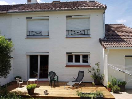 Maison après travaux de rénovation de façade avec peinture extérieure - Combs-la-Ville 77380