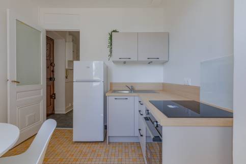 Lyon, quartier Vaise (69009) : rénovation complète d'un appartement ancien pour la location meublée