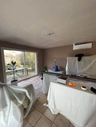Salon avant travaux de rénovation intérieure - Chabeuil 26120