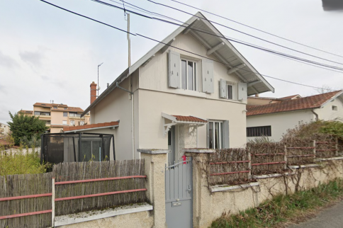 Ecully (69130) : ravalement de façade dans une maison ancienne