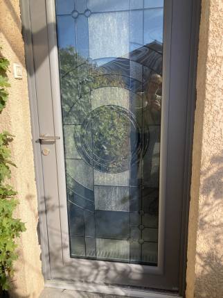 Rénovation d'une porte d'entrée dans un style Art Déco, Maison située à Ecully (69130)