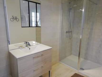 Salle de bain d'une belle suite parentale