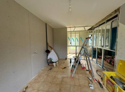Travaux de plâterie pour aménager un salon dans une ancienne chambre - Cholet 49300