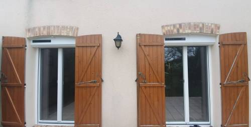  Nouvelles portes-fenêtres côté jardin après travaux de rénovation de menuiserie - Brie-Comte-Robert 77170