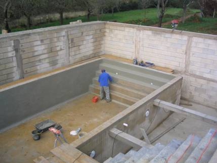 Aménagement d'un escalier en béton