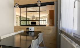 Création d'une verrière intérieure coulissante, appartement Ecully