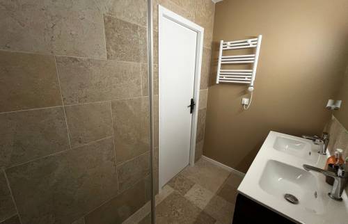carrelage travertin