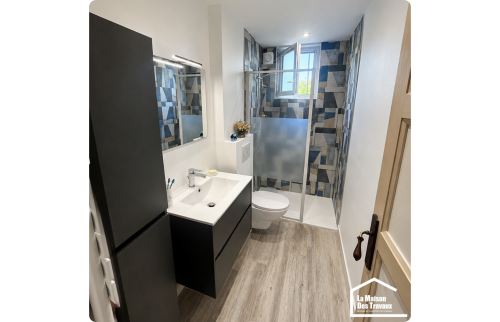 Transformation d'une petite salle de bains à Agon-Coutainville 50230
