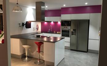 Aménagement d’une cuisine moderne à Schweighouse-sur-Moder