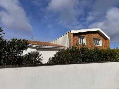 Surrélévation d'une maison a Saint Georges de Didonne