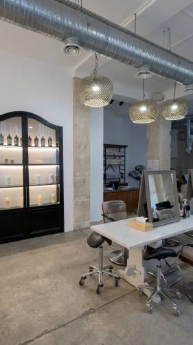 Vue d'ensemble sur le coin VIP et la verrière atelier