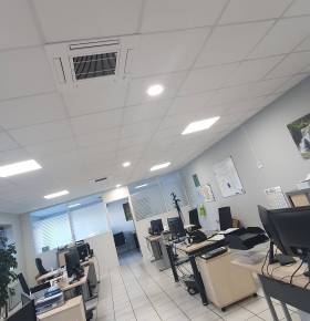 Installation d'un système de climatisation gainable dans des locaux professionnels - Brie-Comte-Robert 77170
