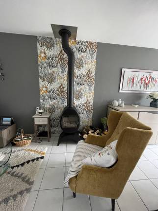 Poêle dans le salon (Ifs 14123)