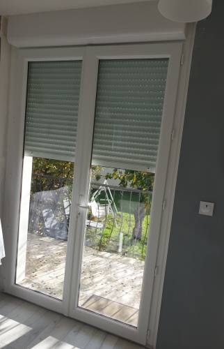 Nouvelle porte fenêtre donnant sur la terrasse