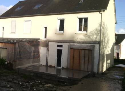 Travaux de maçonnerie, dalle béton et ouverture du mur porteur