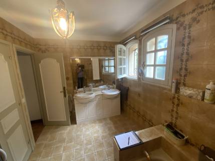 Ancienne salle de bain avant travaux de rénovation - Montpellier 34000