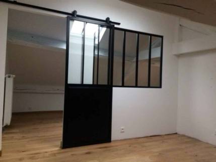 Verrière d'atelier et porte-verrière coulissante installée dans des combles aménagés - Brie-Comte-Robert 77170