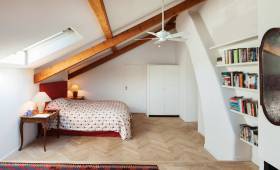 Aménagement de combles : création d’une chambre lumineuse