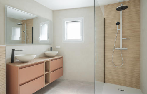 Surélévation de 35 m² en ossature bois au coeur de Vertou - salle d'eau avec douche