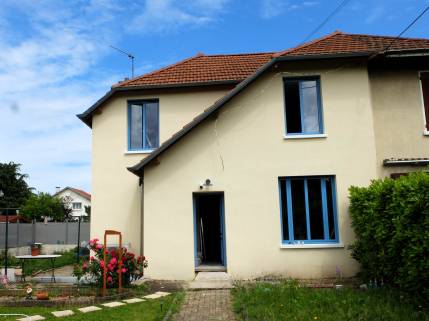 La Tour de Salvagny (69890) : Isolation thermique par l'extérieure d'une maison dans le cadre d'une rénovation énergétique d'ampleur (Parcours accompagné)
