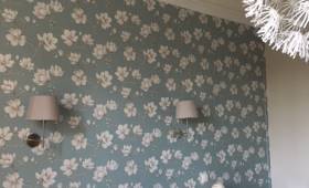 Pose de papier-peint dans la chambre - Nantes 44