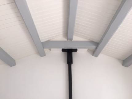 Conduit d'évacuation des fumées d'un poêle à pellets - Nantes 44