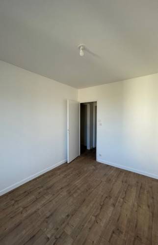 Sol et peinture chambre 2