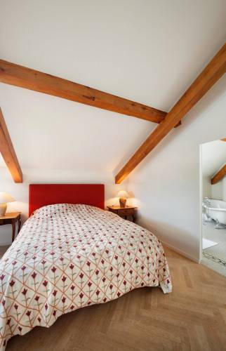 Aménagement de combles : création d’une chambre lumineuse