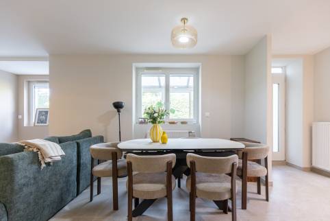 Rénovation complète d'une maison, La Tour de Salvigny (69890) : salle à manger