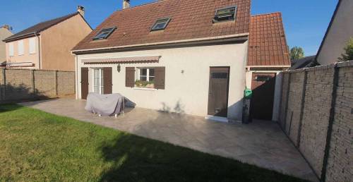 Terrasse après travaux de rénovation extérieure - Brie-Comte-Robert 77170