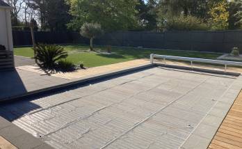 Aménagement extérieur avec piscine à Nort-sur-Erdre