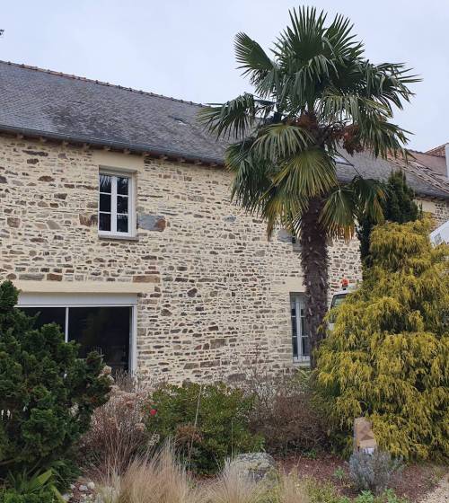 Mise en avant de la pierre authentique de la maison