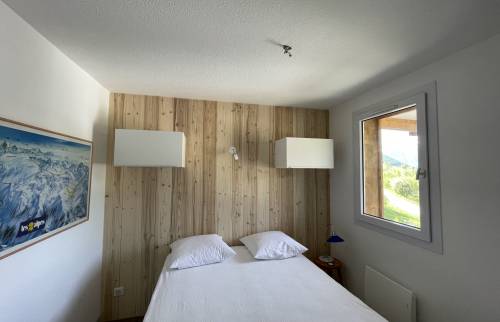 Chambre avec le charme du lambris clair