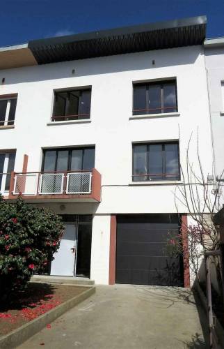 Toiture finition pliage en acier laqué - Lorient (56100)