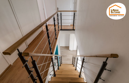  fabrication escalier sur mesure Divonne-les-Bains, marche bois massif Pays de Gex, structure métal Gex, rénovation séjour Ferney-Voltaire, design contemporain Valserhône