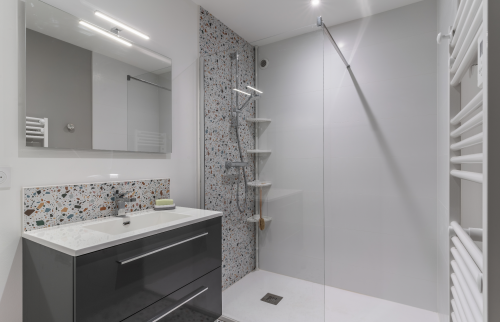 Création d'une salle de bain terrazzo à Nantes