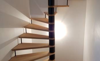 Escalier bois hélicoïdale appelé Kit Carré