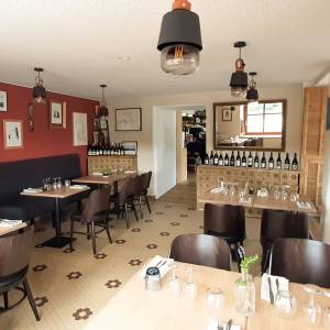 Brasserie gastro sur le port - Charles HAMITOUCHE - La Maison Des Architectes