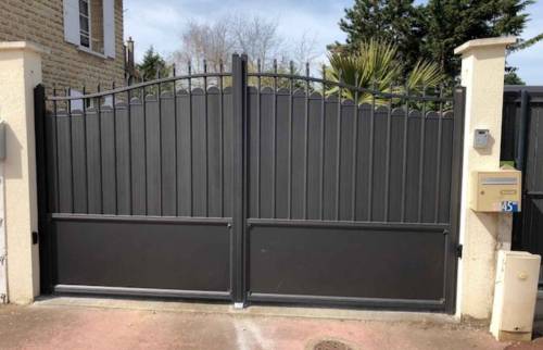 Pose d'un portail à Trouville