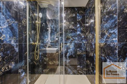renovation-salle-de-bain-asnieres-douche-carrelage-graphique