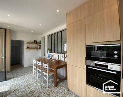 Grande cuisine aménagée maison