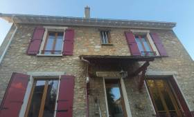 Maison après travaux de rénovation de couverture et zinguerie - Brie-Comte-Robert 77170