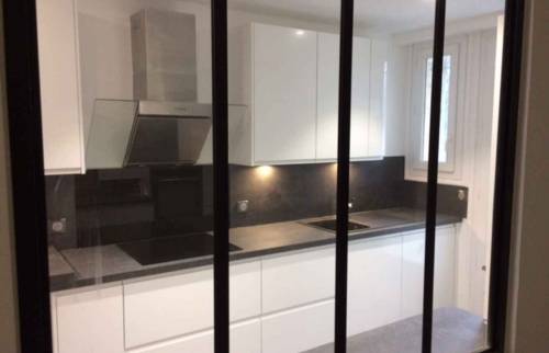 Installation d'une verrière dans un cuisine à Deauville