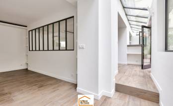 Une verrière dans un appartement à Paris